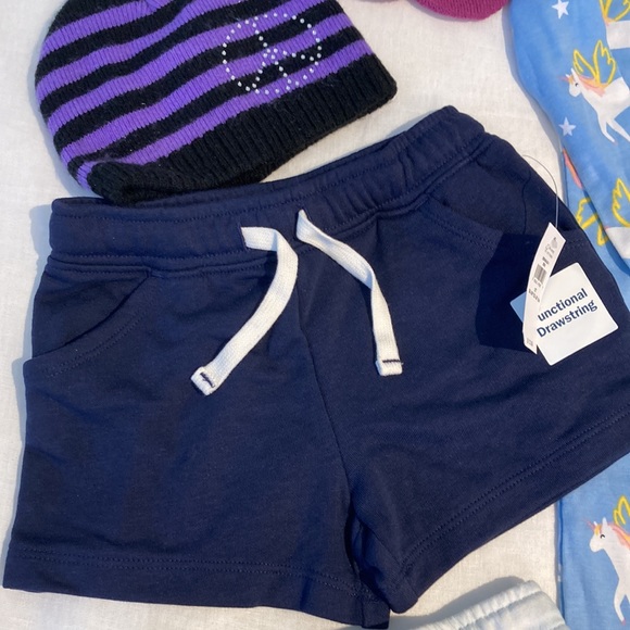 NWT Old Navy bundle for 3 years old little kid - Picture 4 of 16